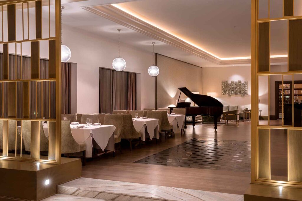 The-Club-Grill