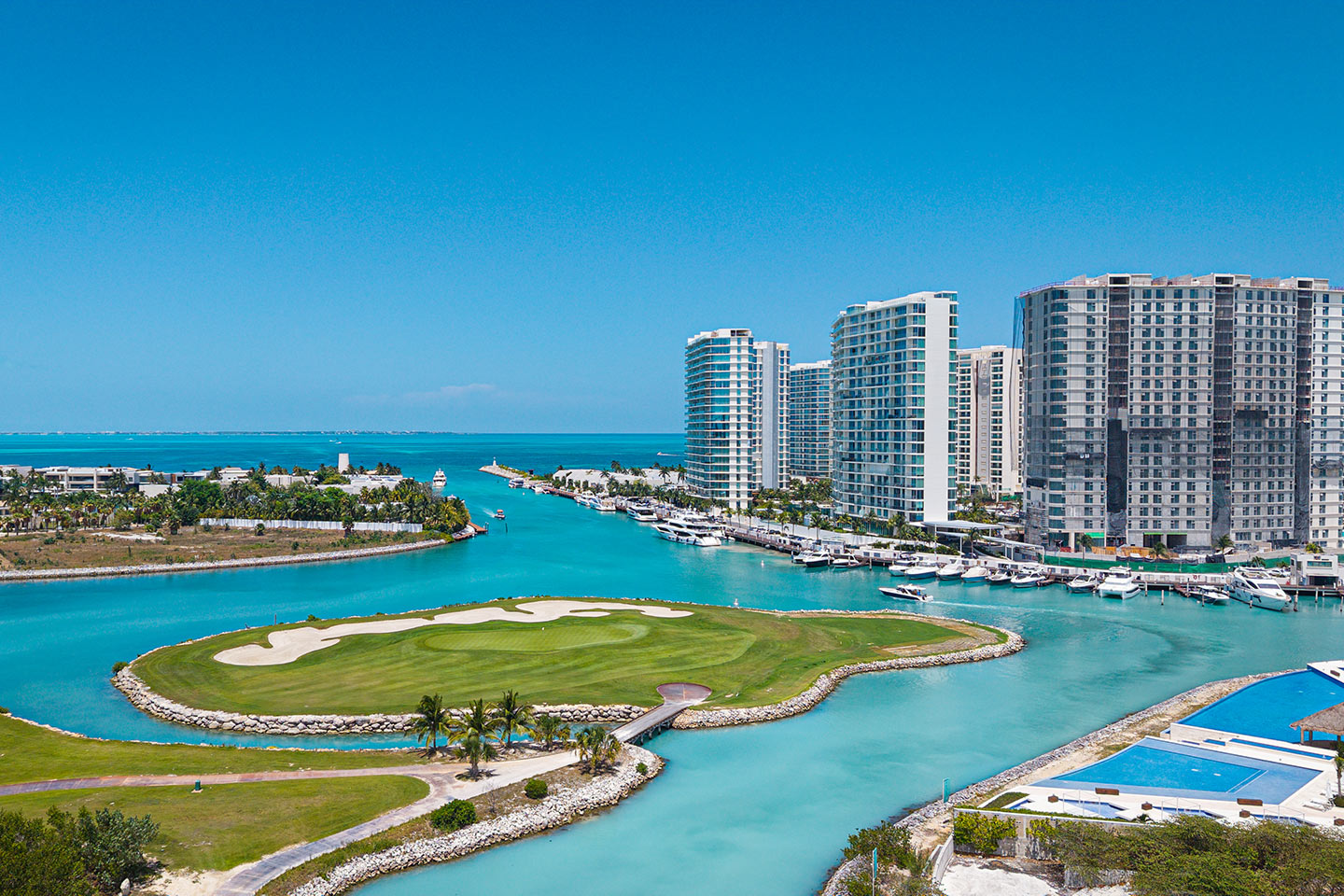 Porsche_Golf_Puerto_Cancún_1