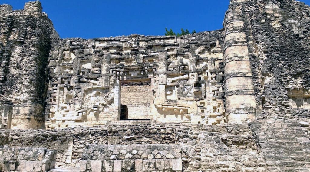 zonas_arqueológicas_Campeche_El_Hormiguero Hormiguero, Campeche