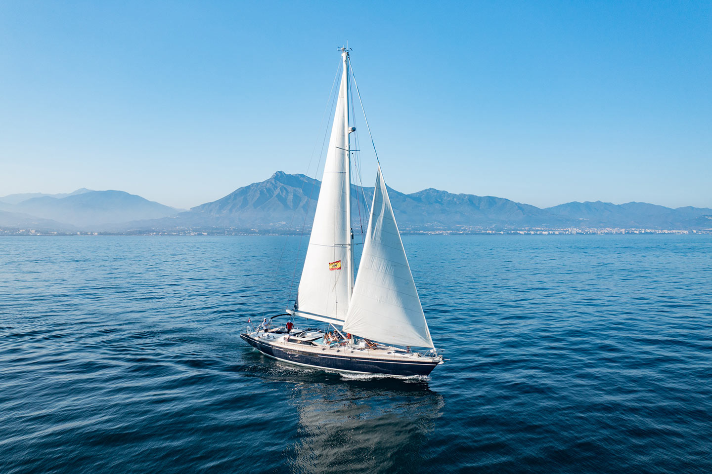 Marbella_Velero_Revolution Marbella, España